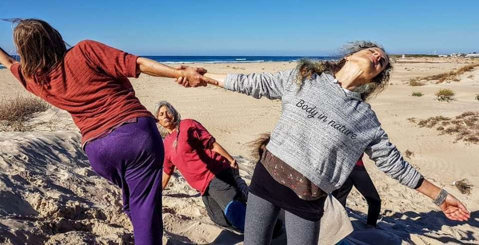 מפגש תנועה נשי ואביבי עם #הגוף_בטבע