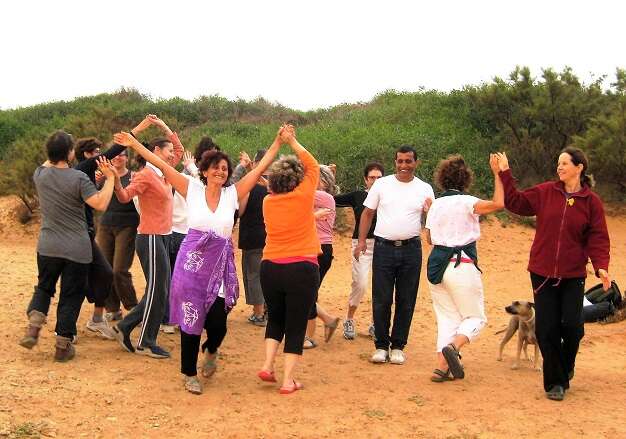 רוקדים כאן ועכשיו בכלים של ריו אביירטו
