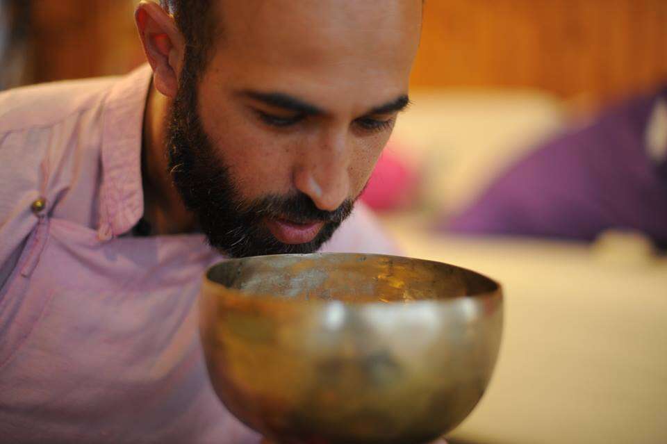 צלילים מרפאים לתנועה והנעה